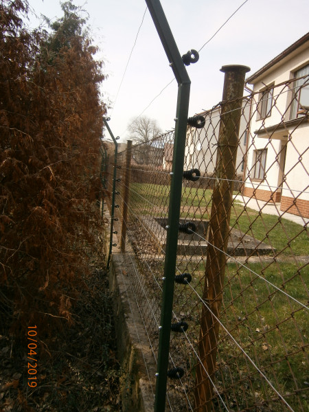 bezpečnostní plot 2.JPG