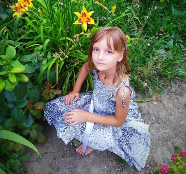 Eva Smulska, 8 years old. 1.jpg