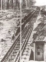 Vechtrovna u trati rok 1942.jpg